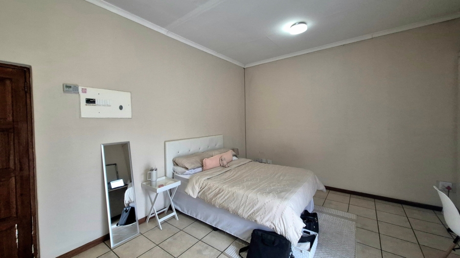 1 Bedroom Property for Sale in Die Bult North West